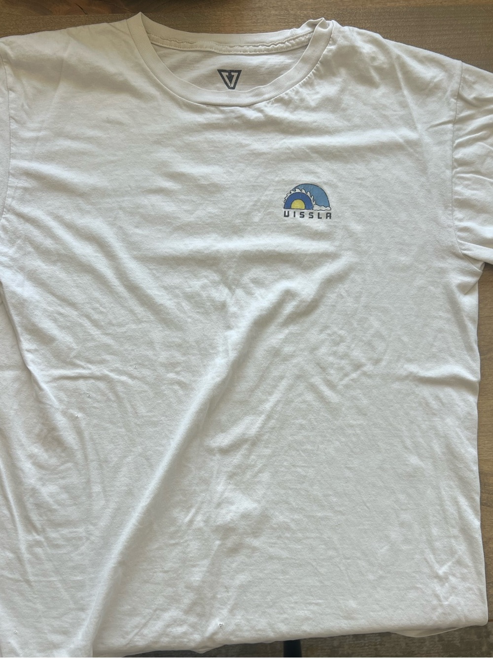 VISSLA Heather White Crewneck Tee with Subtle Logo Print